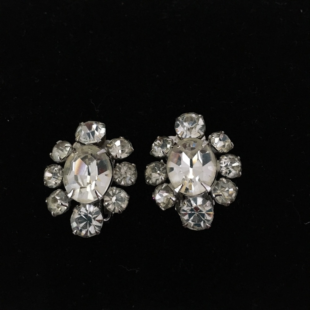 Vintage pair Crystal Coro Clip On Earrings‎